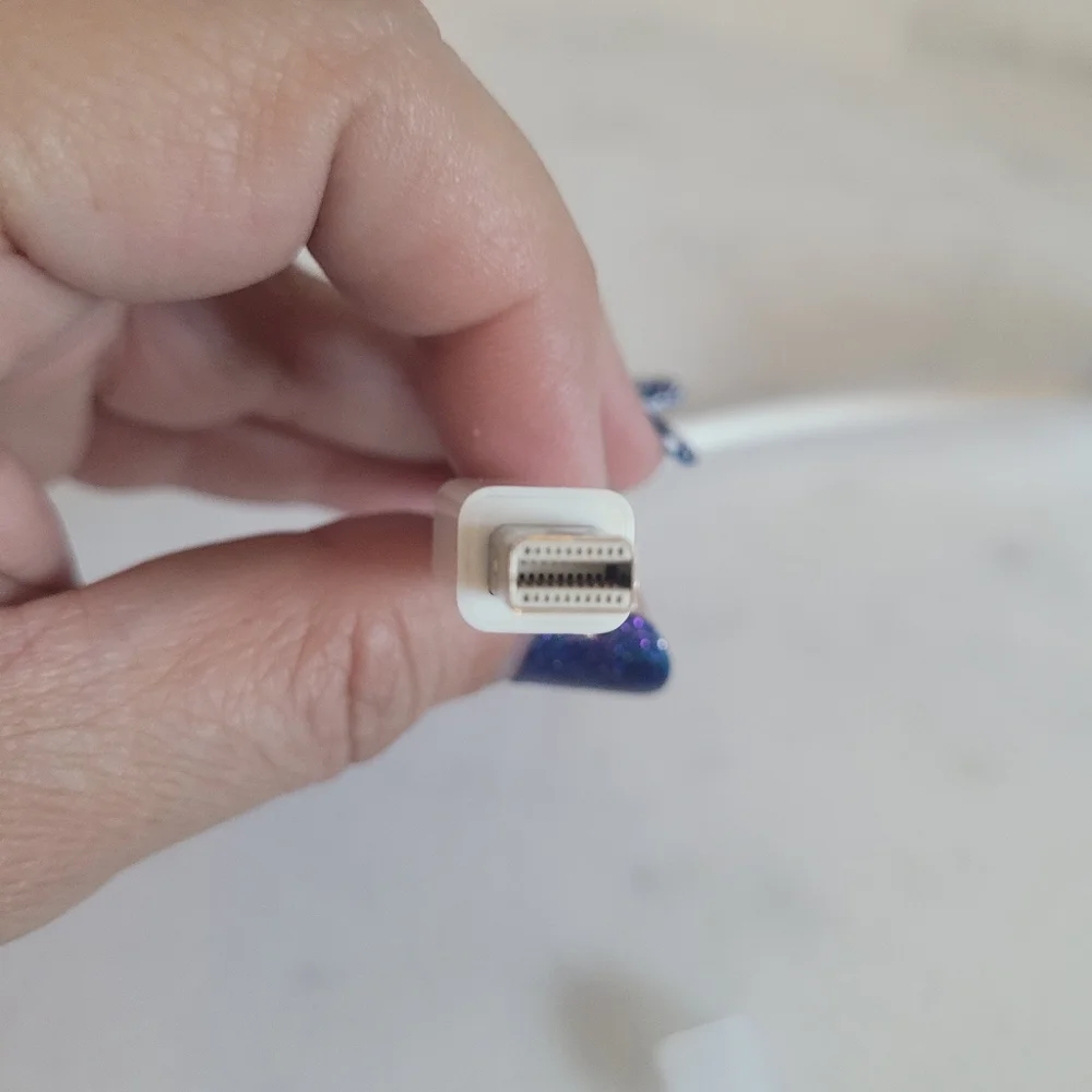 Mini Display to DVI Female Adapter Cable